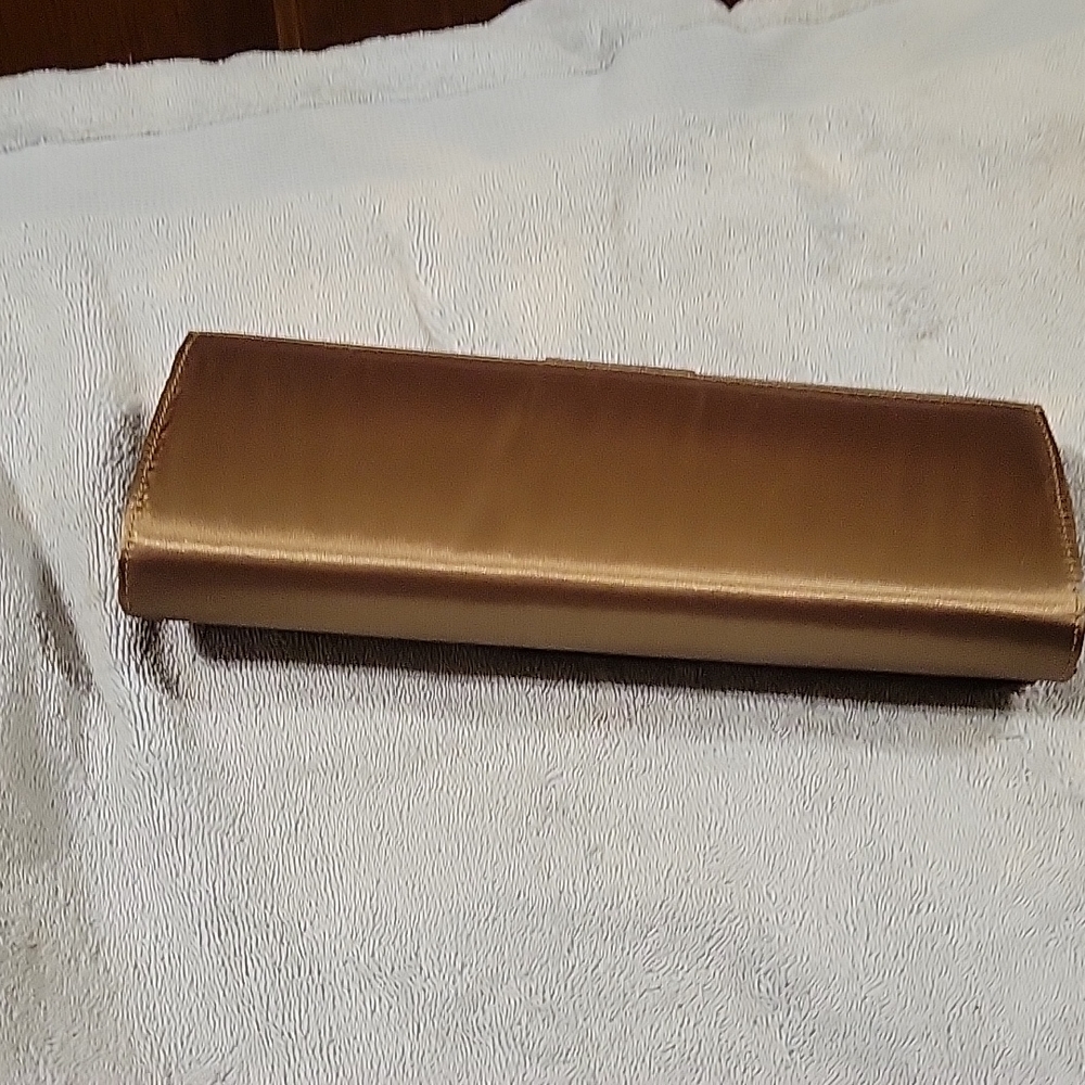 Gold purse - Picture 6 of 6